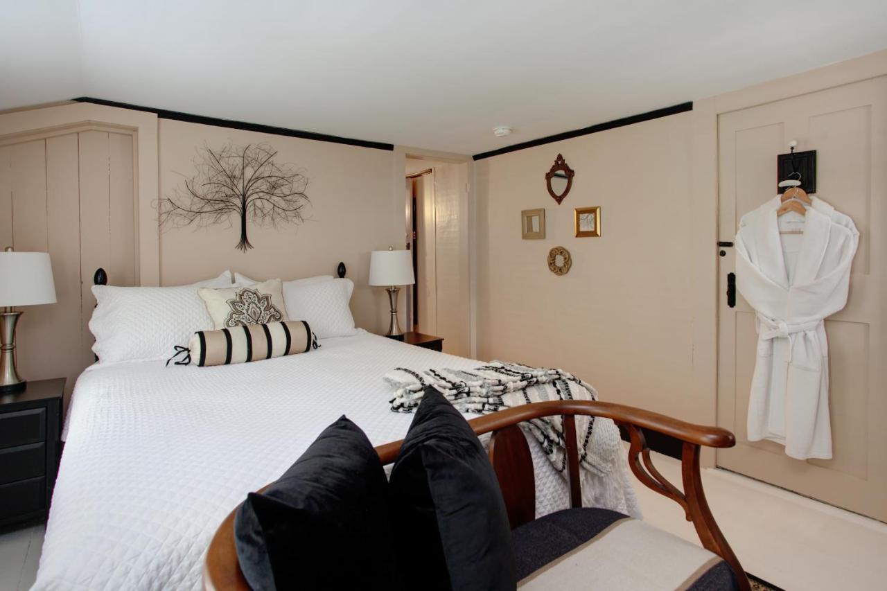 Inn On Main Yarmouth Port Eksteriør billede